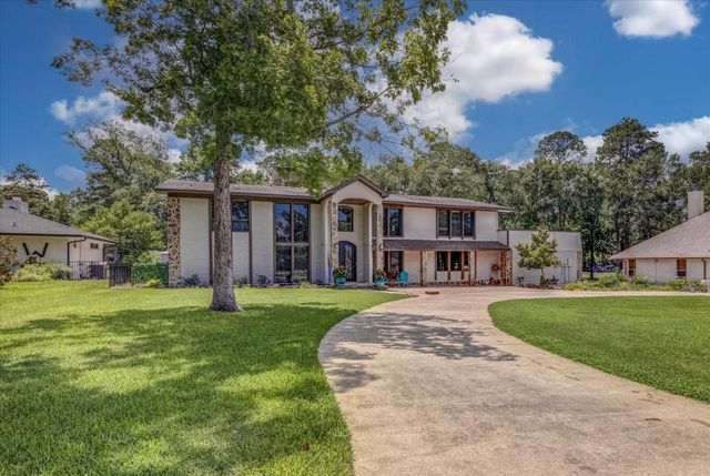 22 Winged Foot Drive, Conroe, TX 77304