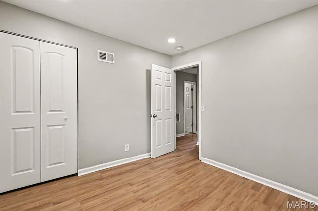10234 Cedarhurst Drive, St Louis, MO 63136