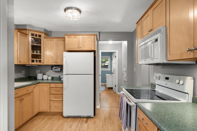 1304 Hall Avenue, West Saint Paul, MN 55118