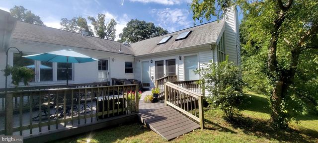 5700 COLFAX AVE, Alexandria, VA 22311