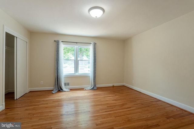 5700 COLFAX AVE, Alexandria, VA 22311