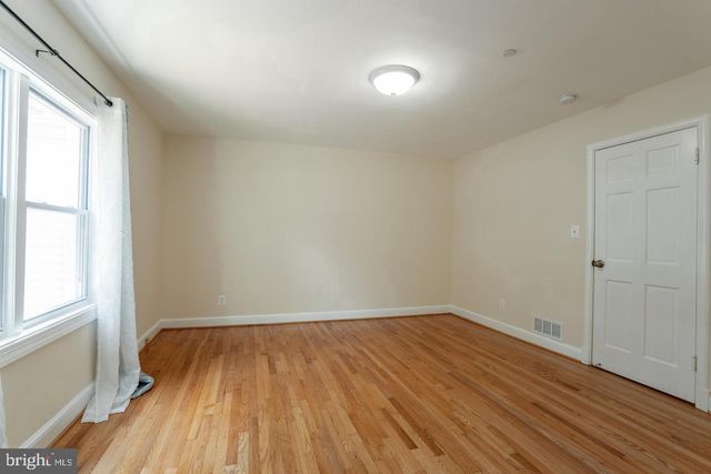 5700 COLFAX AVE, Alexandria, VA 22311