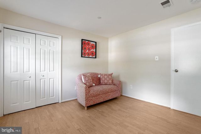 5700 COLFAX AVE, Alexandria, VA 22311
