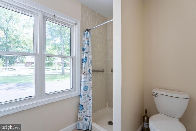 5700 COLFAX AVE, Alexandria, VA 22311