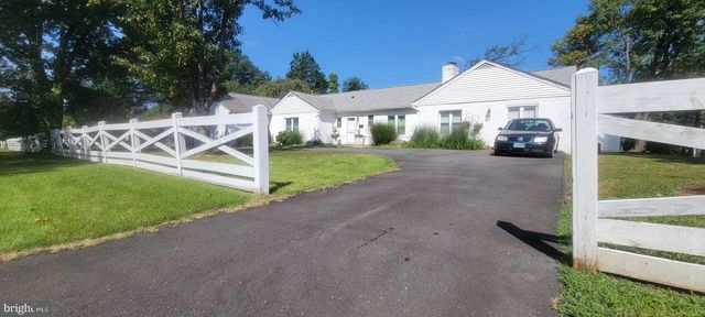 5700 COLFAX AVE, Alexandria, VA 22311