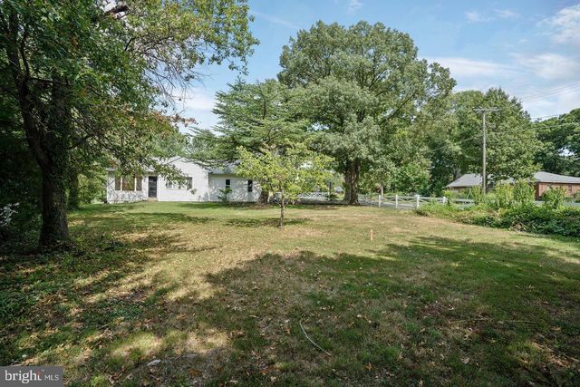 5700 COLFAX AVE, Alexandria, VA 22311