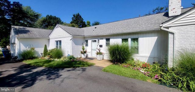 5700 COLFAX AVE, Alexandria, VA 22311