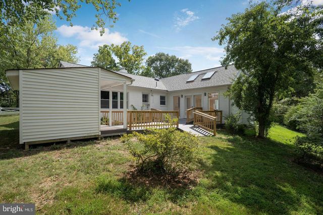 5700 COLFAX AVE, Alexandria, VA 22311