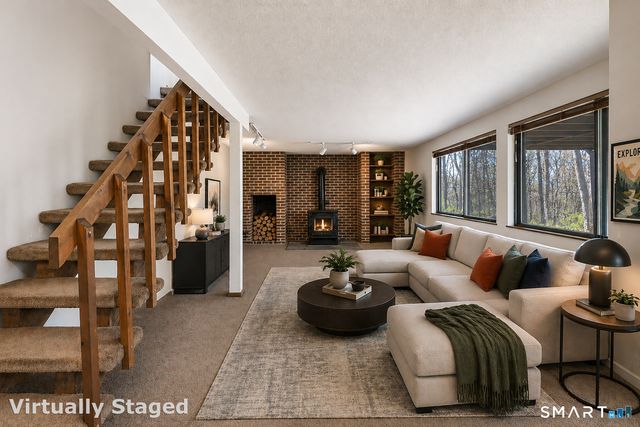 737 Leetes Island Road, Guilford, CT 06437