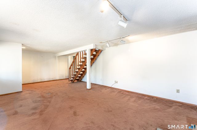 737 Leetes Island Road, Guilford, CT 06437