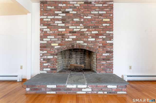 737 Leetes Island Road, Guilford, CT 06437