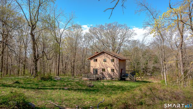 737 Leetes Island Road, Guilford, CT 06437