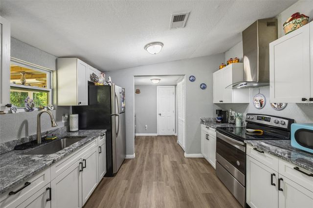 17045 NW 128TH TERRACE, Reddick, FL 32686