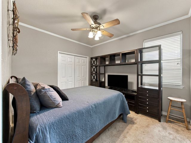 10717 Wolfcreek Lane, Rowlett, TX 75089
