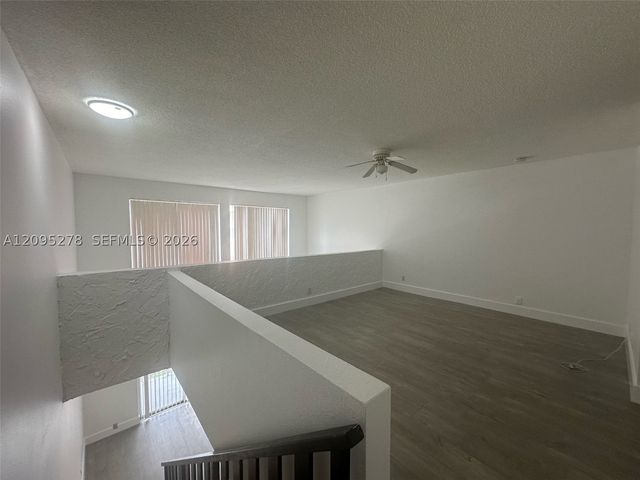 18111 NW 68th Ave H204, Hialeah, FL 33015