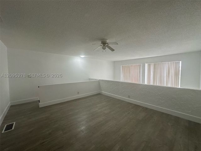 18111 NW 68th Ave H204, Hialeah, FL 33015