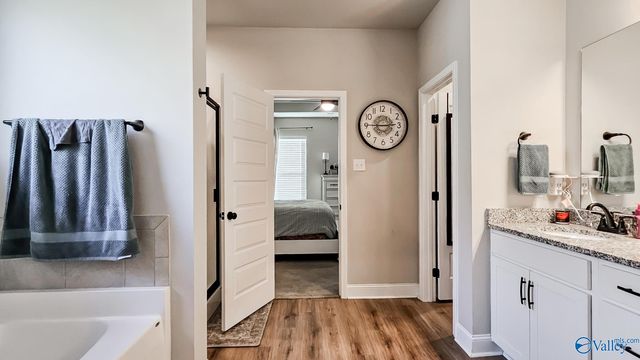 24024 Quints Drive, Athens, AL 35613