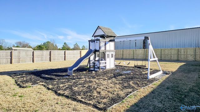 24024 Quints Drive, Athens, AL 35613