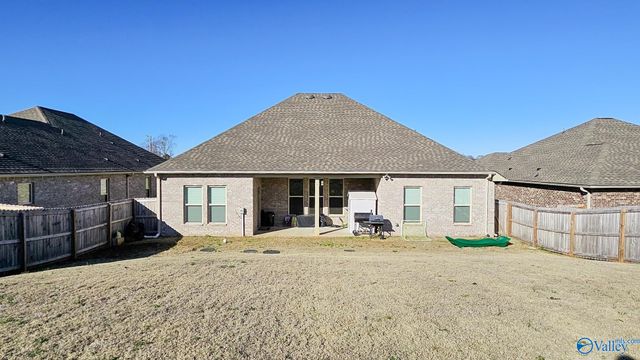 24024 Quints Drive, Athens, AL 35613