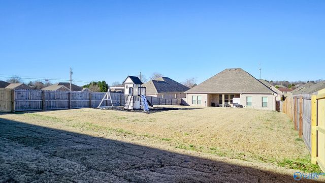 24024 Quints Drive, Athens, AL 35613