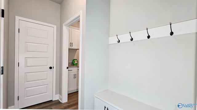 24024 Quints Drive, Athens, AL 35613