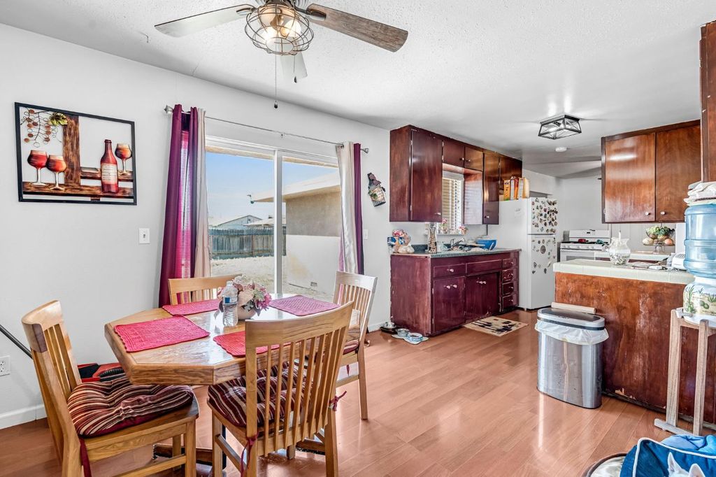 Image 8 of property listing at 22080 W Nevada Avenue, San Joaquin, CA 93660