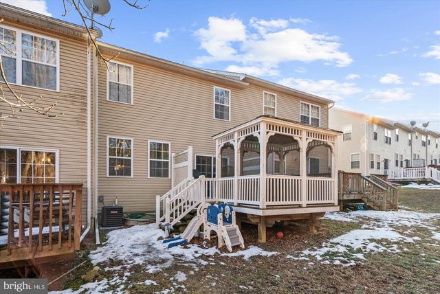 64 SUGAR MAPLE RD, Barto, PA 19504