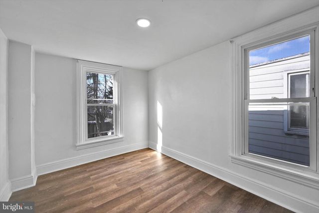 335 S 9TH ST, Lebanon, PA 17042