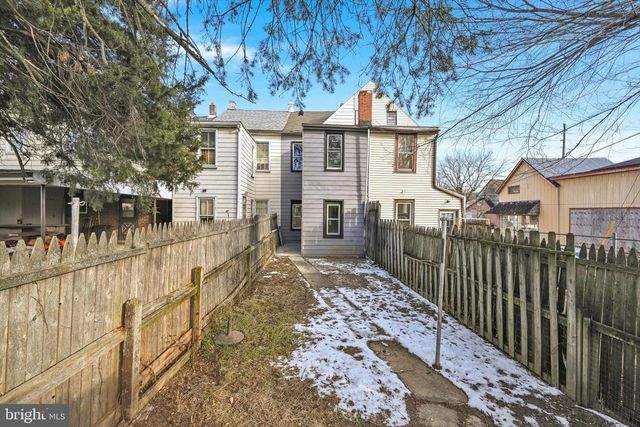 335 S 9TH ST, Lebanon, PA 17042