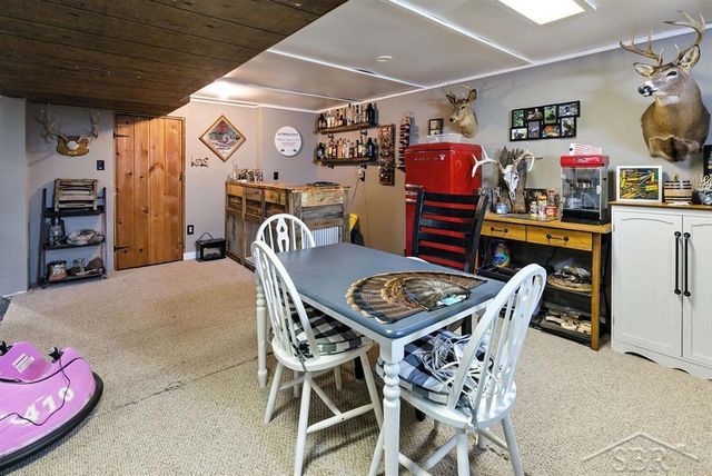 1033 Elmdale Drive, Saginaw, MI 48602