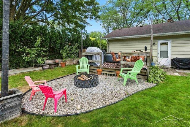 1033 Elmdale Drive, Saginaw, MI 48602