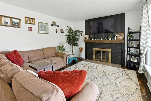 1033 Elmdale Drive, Saginaw, MI 48602