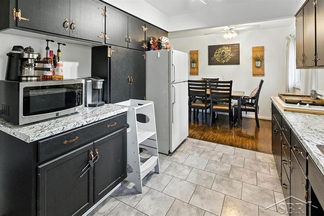 1033 Elmdale Drive, Saginaw, MI 48602