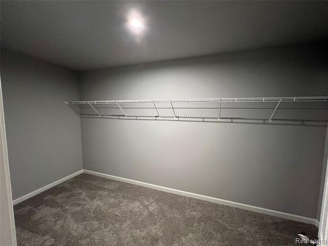 10450 Schrier Lane, Portage, MI 49024
