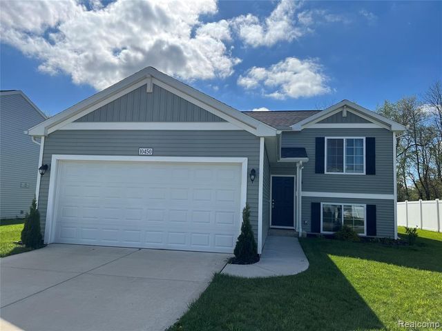 10450 Schrier Lane, Portage, MI 49024