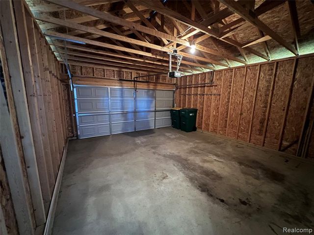 10450 Schrier Lane, Portage, MI 49024