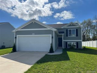 10450 Schrier Lane, Portage, MI 49024