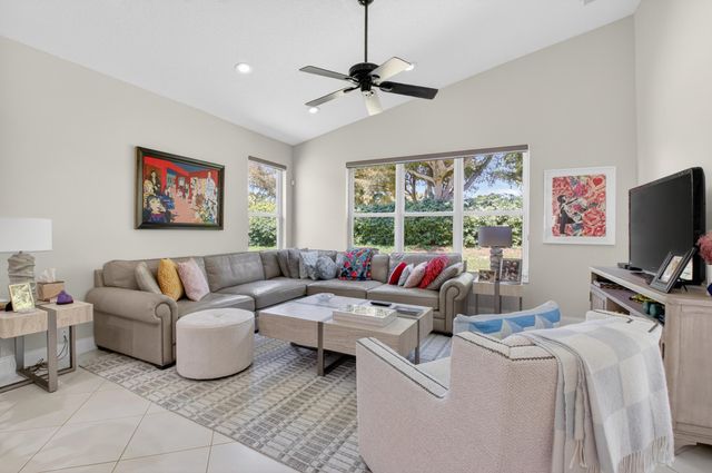 11786 Caracas Boulevard, Boynton Beach, FL 33437