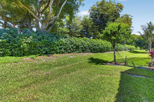 11786 Caracas Boulevard, Boynton Beach, FL 33437
