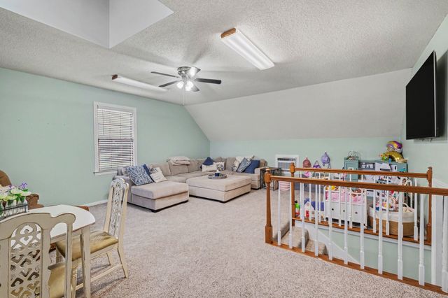 202 Applevalley Rd, Lebanon, TN 37087