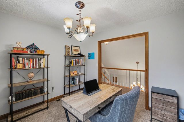 202 Applevalley Rd, Lebanon, TN 37087