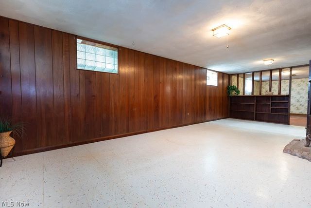 6311 Thornton Drive, Parma, OH 44129