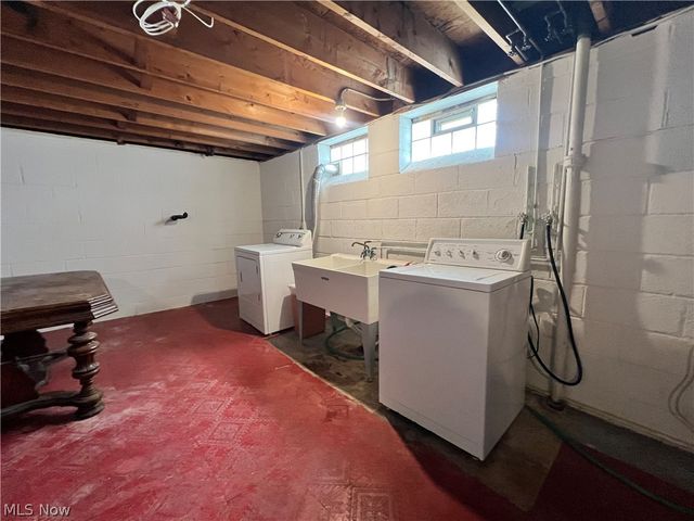 6311 Thornton Drive, Parma, OH 44129