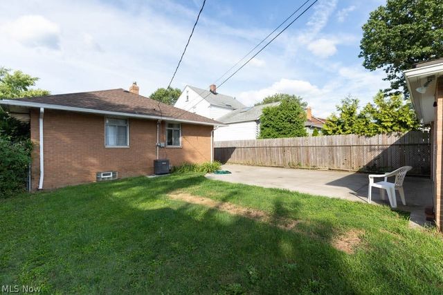 6311 Thornton Drive, Parma, OH 44129