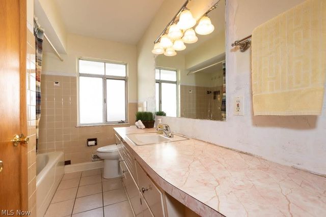 6311 Thornton Drive, Parma, OH 44129
