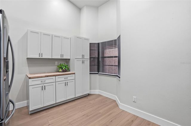 9942 LAKE SEMINOLE DRIVE W, Largo, FL 33773