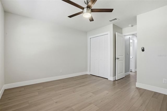 9942 LAKE SEMINOLE DRIVE W, Largo, FL 33773