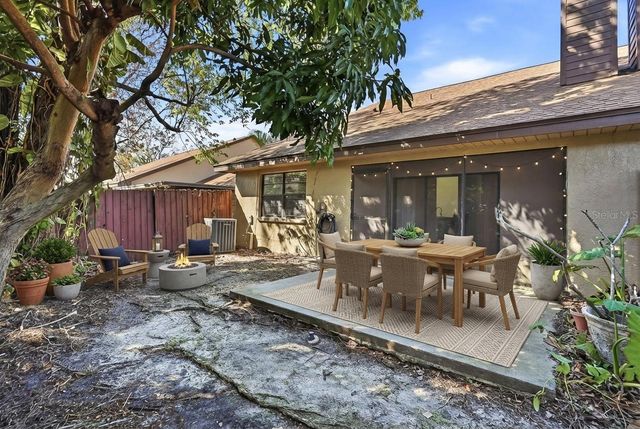 9942 LAKE SEMINOLE DRIVE W, Largo, FL 33773