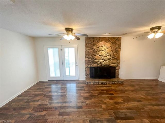 2202 Huntington Road F1, Burlington, NC 27215