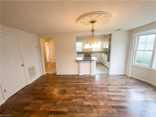 2202 Huntington Road F1, Burlington, NC 27215